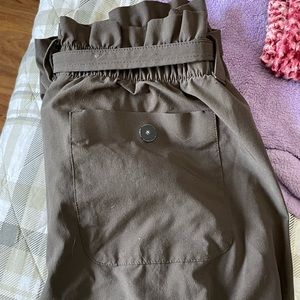 Athleta size 10 dark green